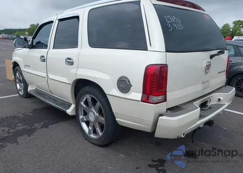 2002 Cadillac Escalade Standard from USA, damaged, VIN 1GYEC63T92R271511